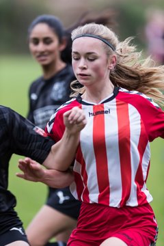 Bild 63 - wBJ TuS Tensfeld - SG Frisia /L/A/L : Ergebnis: 5:2